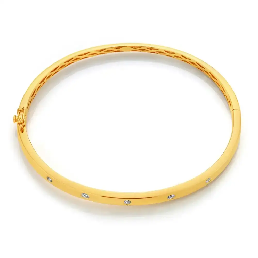 Flawless 9ct Yellow gold 60mm Oval Diamond Bangle (TW=1/4 carat)