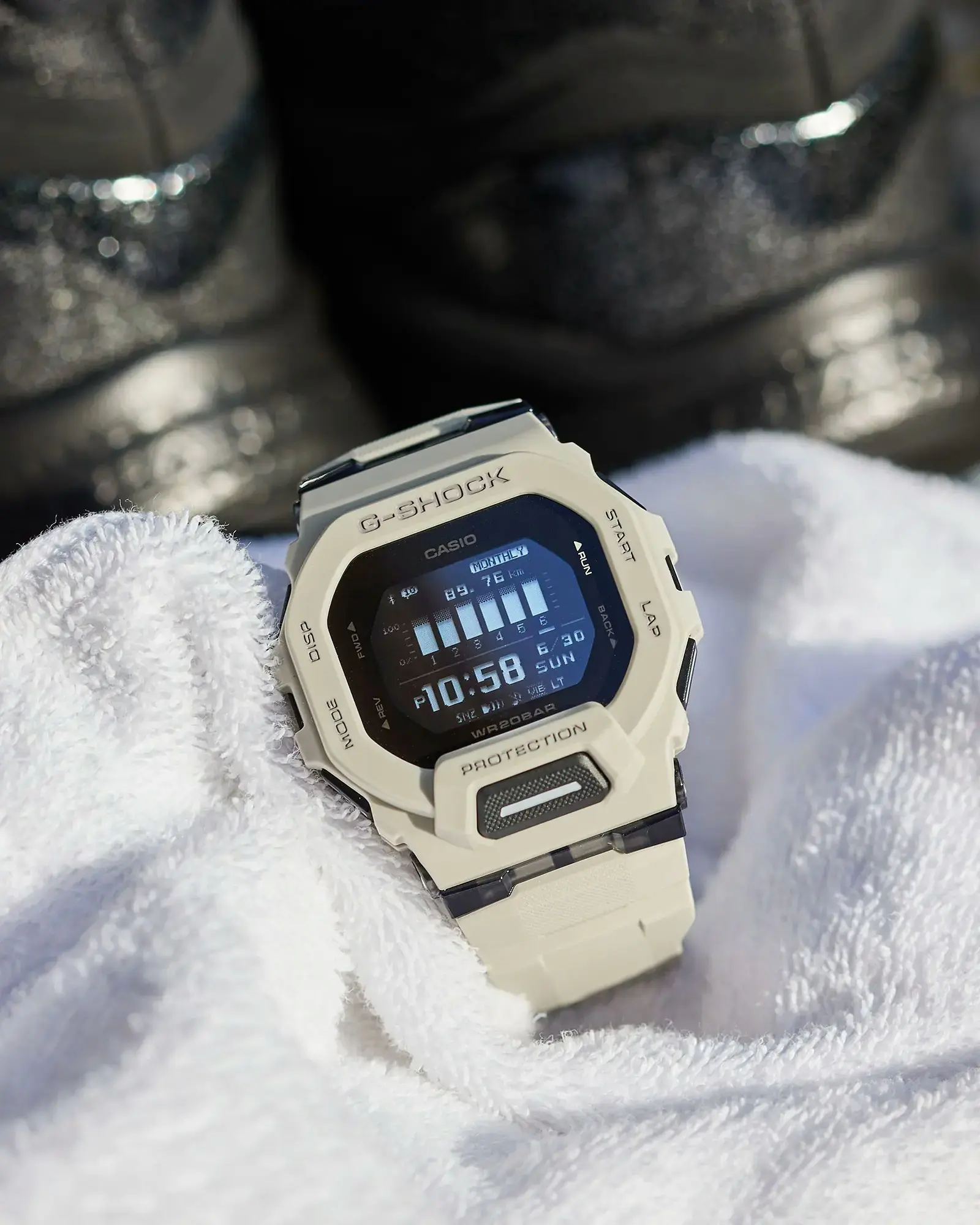 G-Shock Digital Bluetooth Fitness Watch G Squad Series GBD200UU-9D