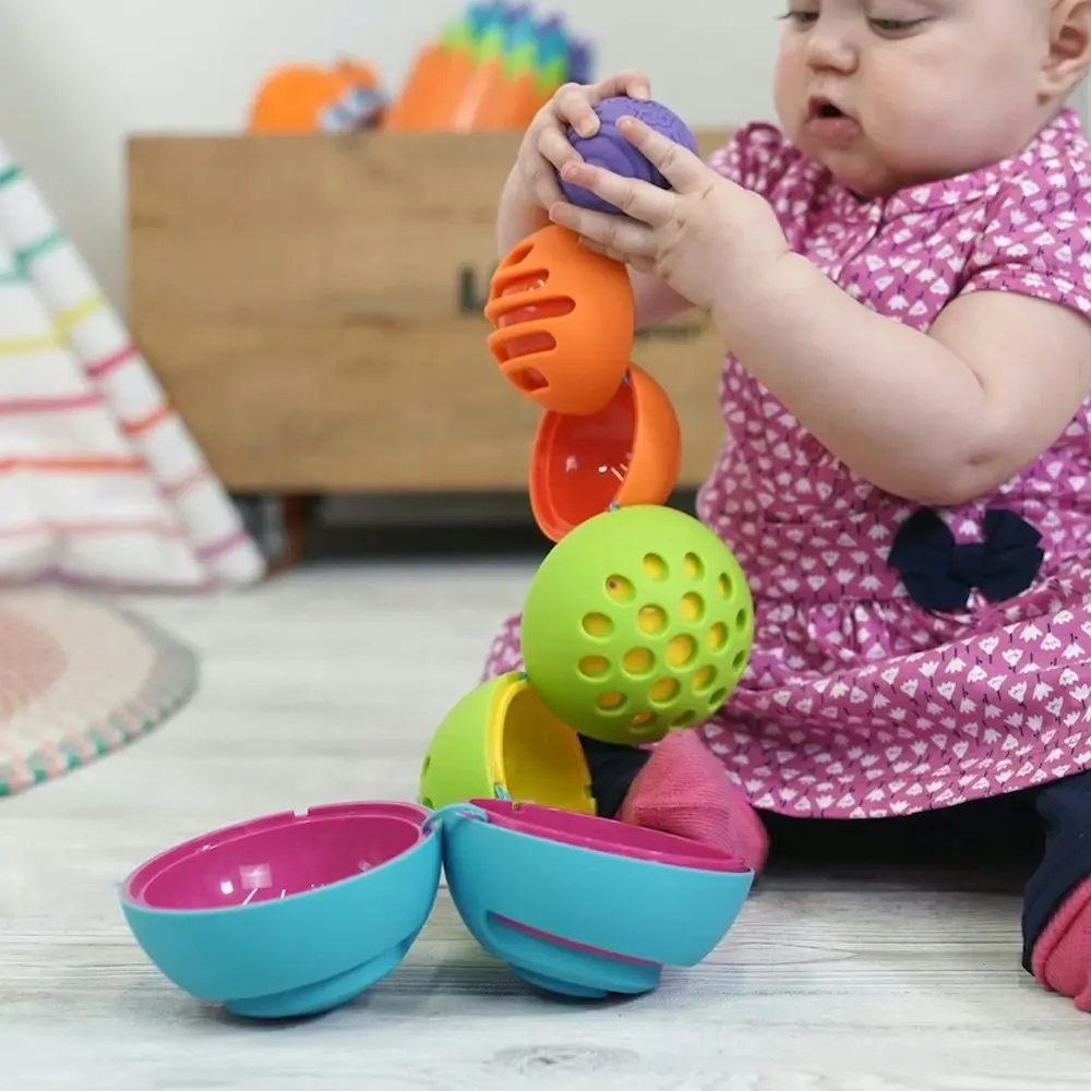 Fat Brain Oombee Ball Sensory Textured Silicone Toy Toddler/Baby/Children 6m+