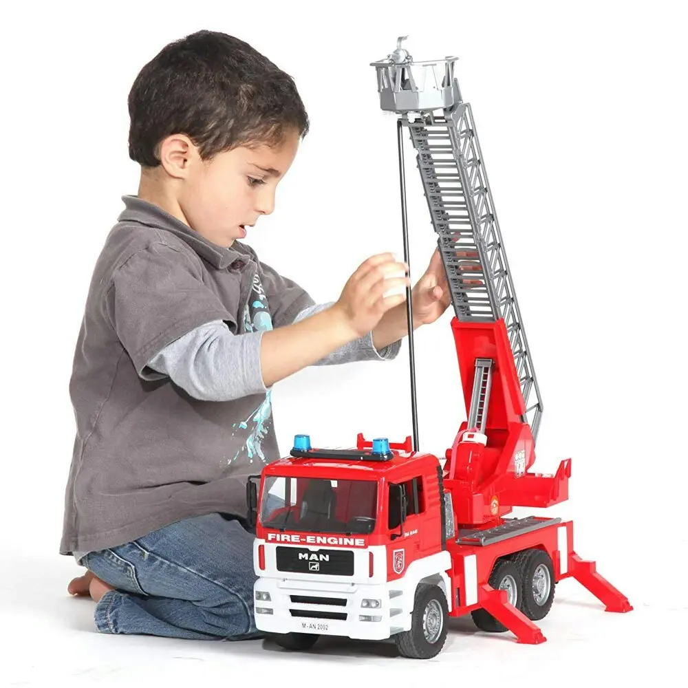 Bruder 1:16 47cm Man TGA Fire Engine Truck w/Water Pump/Light/Sound Kids 4y+ Toy