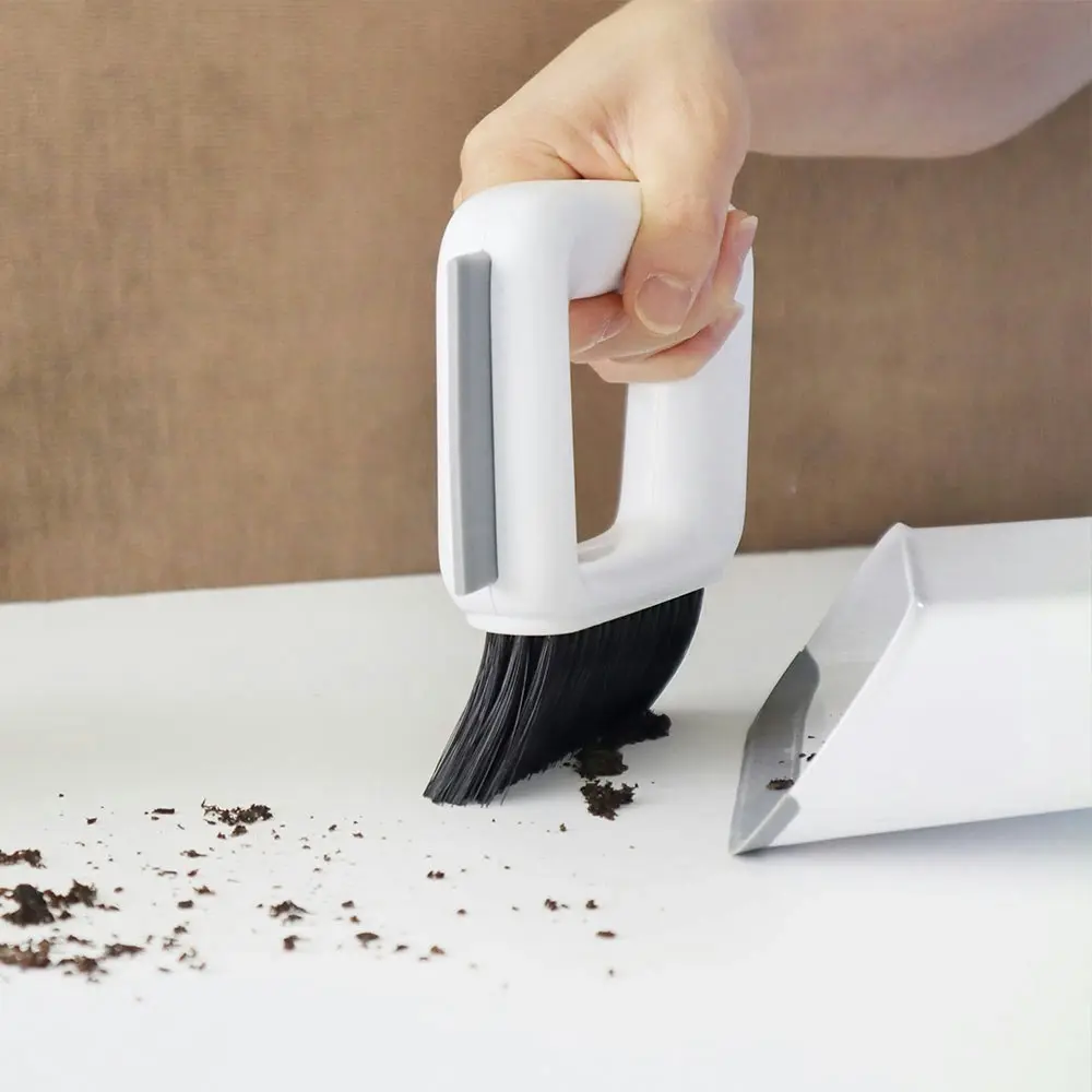 White Magic Kitchen Brush/Dustpan Benchtop/Table/Desk/Car Dry/Wet Spills Cleaner