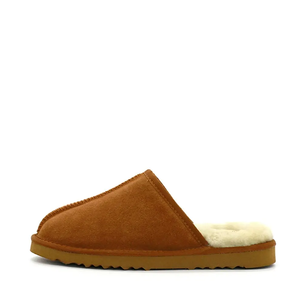 Waratah UGG® Classic Sheepskin Scuff - Chestnut