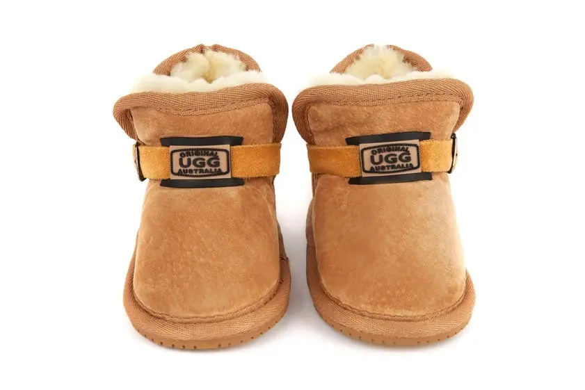 Original Ugg Australia Kids Chestnut Hard Bootsies-121