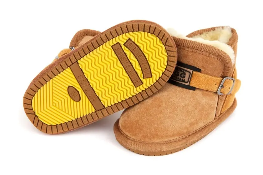 Original Ugg Australia Kids Chestnut Hard Bootsies-121