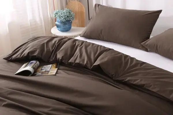 Linenova Cotton Blend Chocolate Quilt Cover Set