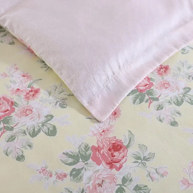 Laura Ashley Melany Yellow Ivory Quilt Cover Set