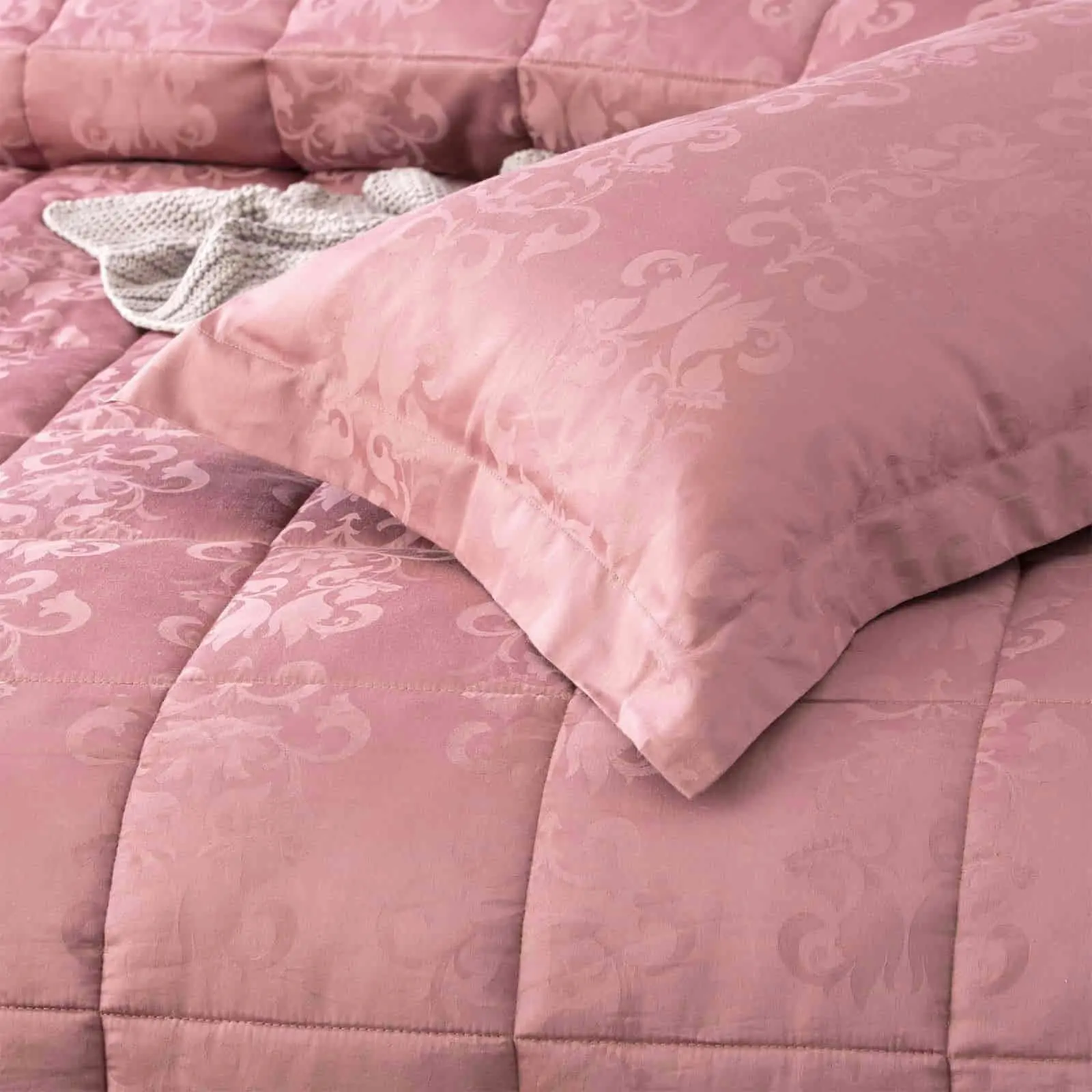 Ddecor Home Paisley Rose 500 Thread Count Jacquard Cotton Comforter Set