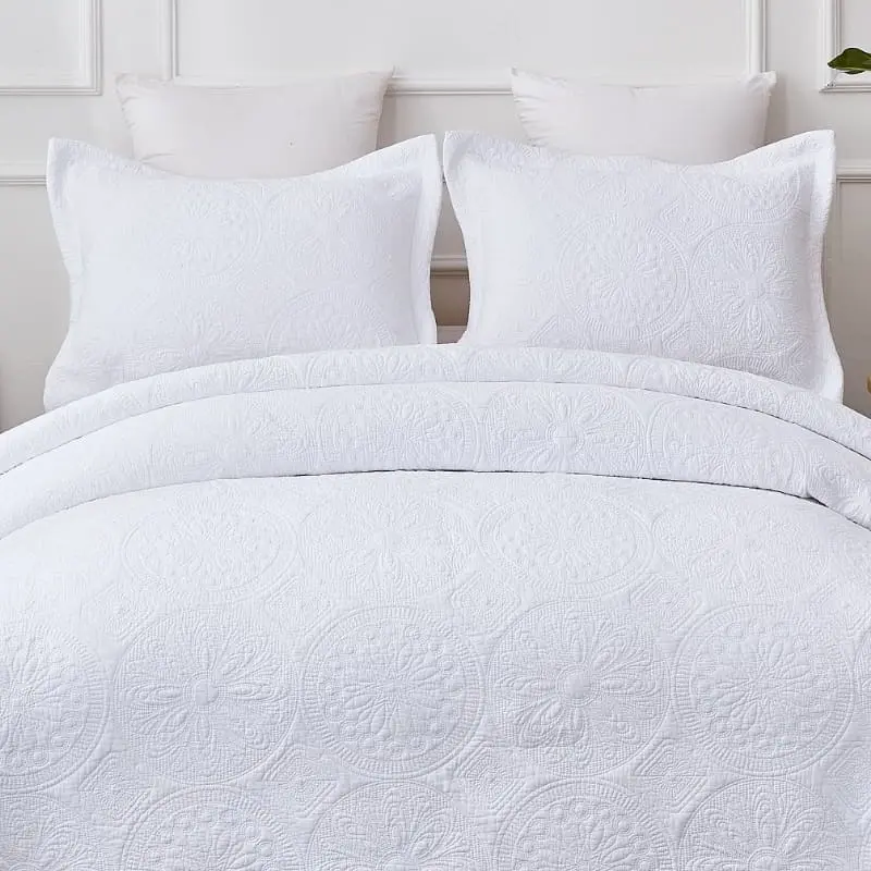 Classic Quilts Embroidered Vivid White Coverlet Set