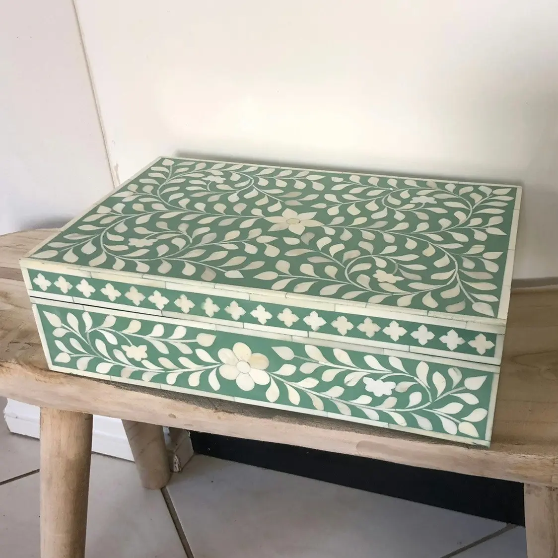 Zohi Interiors Zohi Interiors Signature Collection : Bone Inlay Large Box in Floral/Sage