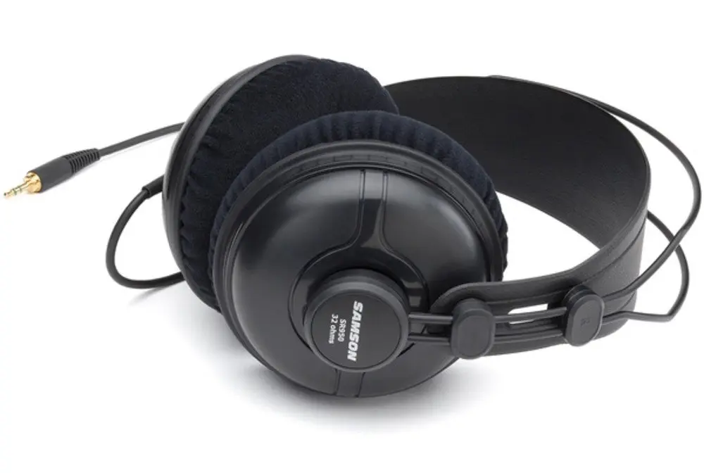 Samson SR950 Professional Studio Headphones/Noise Reduction/3.5mm/6.3mm adapter