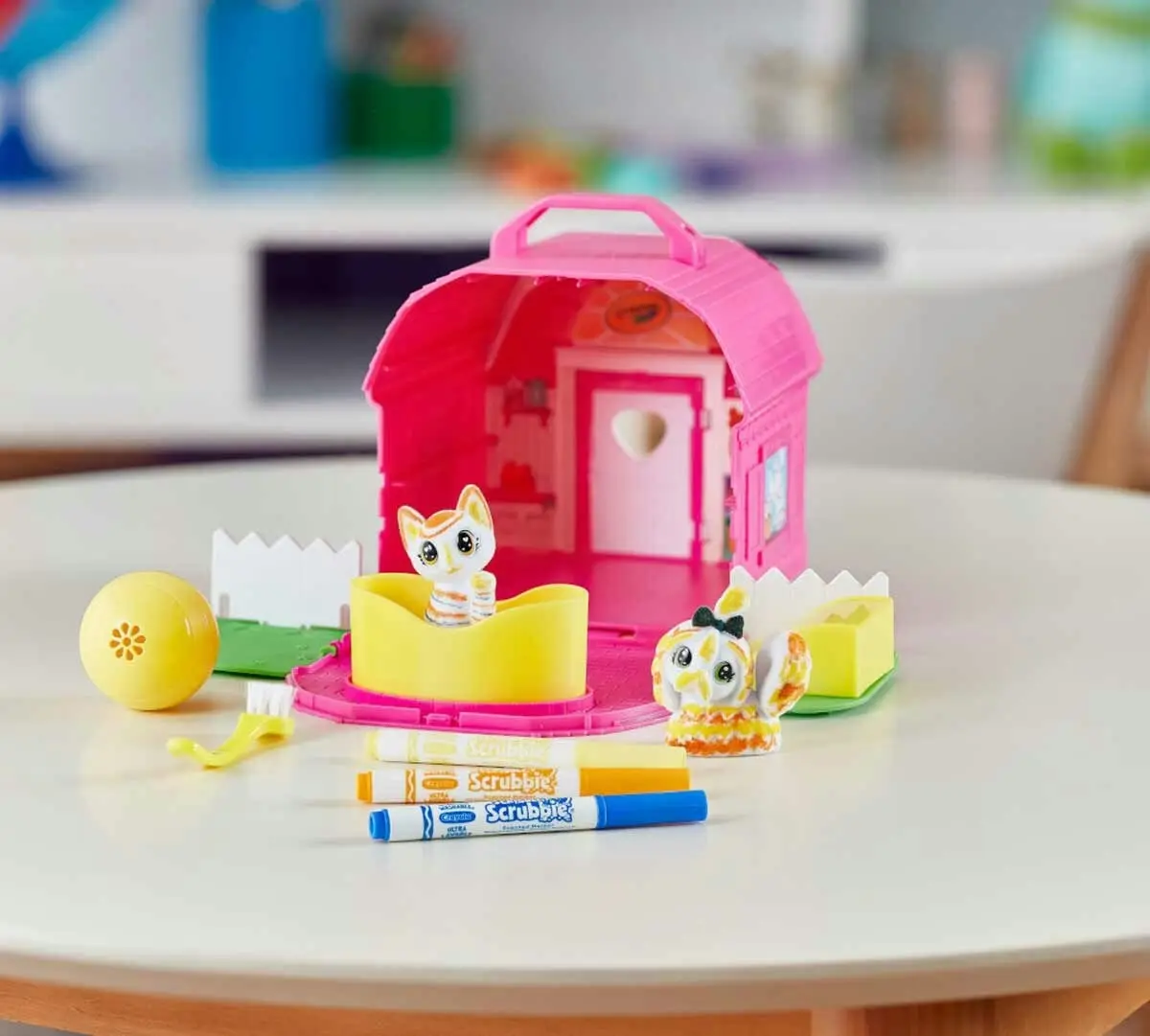 Crayola Scribble Scrubbie Pets Backyard Bungalow Playset