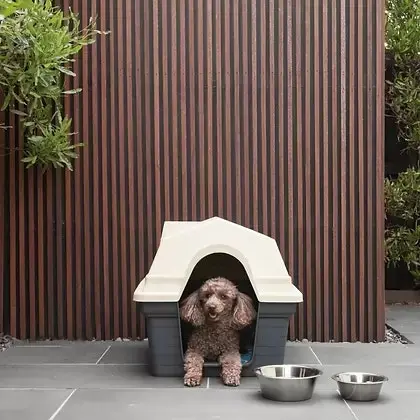 Outdoor Weatherproof Dog Kennel Medium