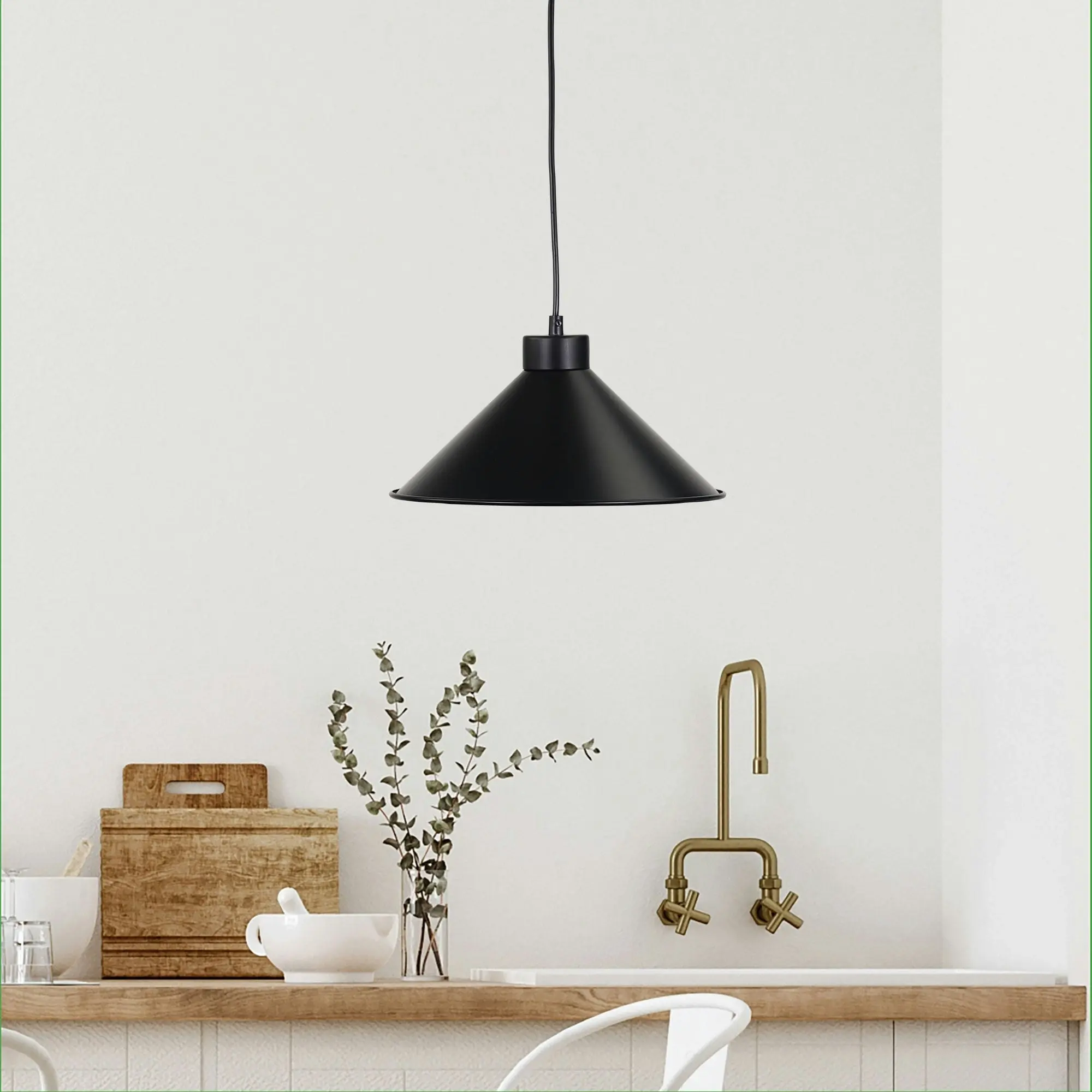 VICTORIANA 30 30cm Black Traditional Metal Shade