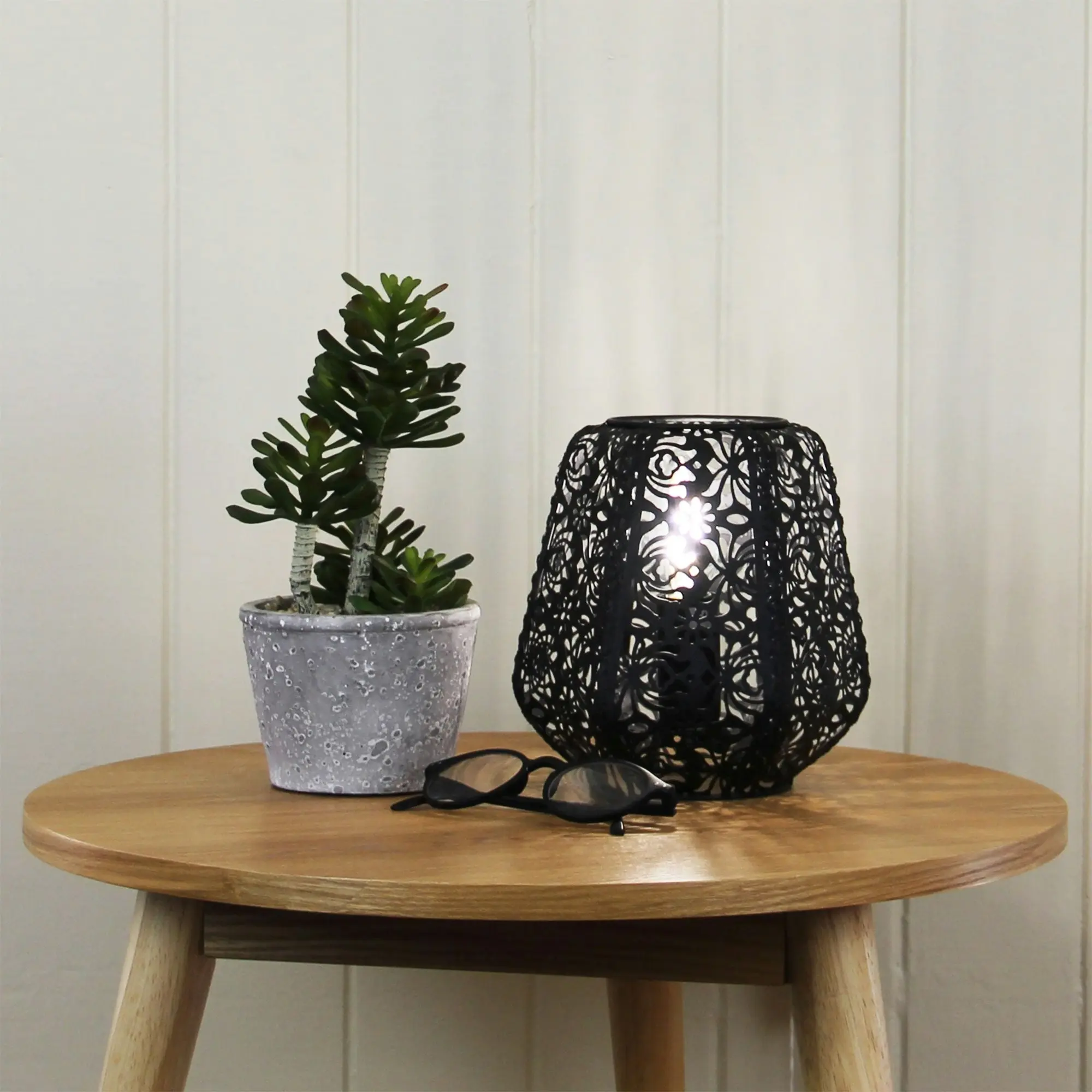 LACE Black Floral Laser Cut Metal Lamp