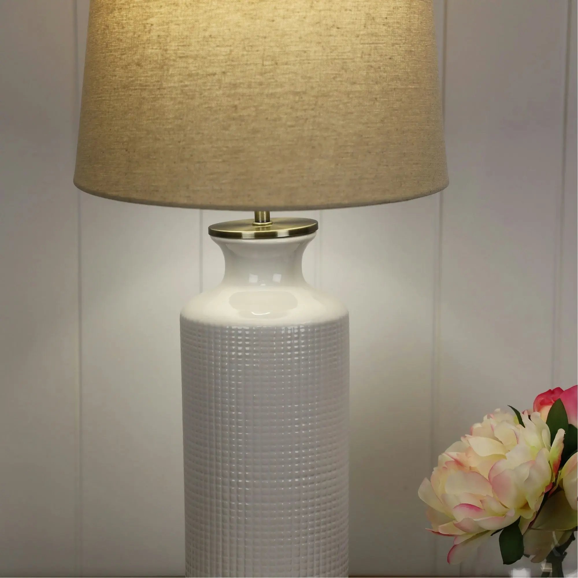 MATLOCK Complete Table Lamp