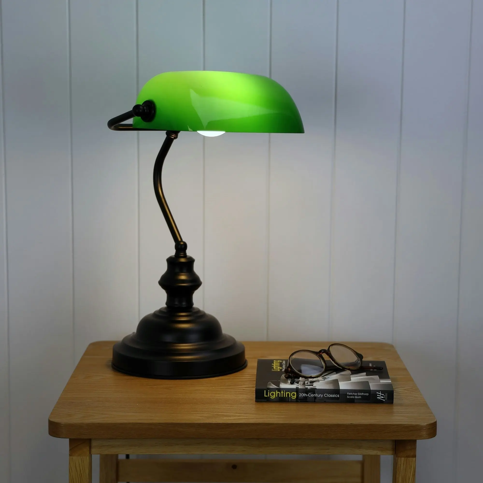 BANKERS TOUCH ON/OFF Touch Lamp Black