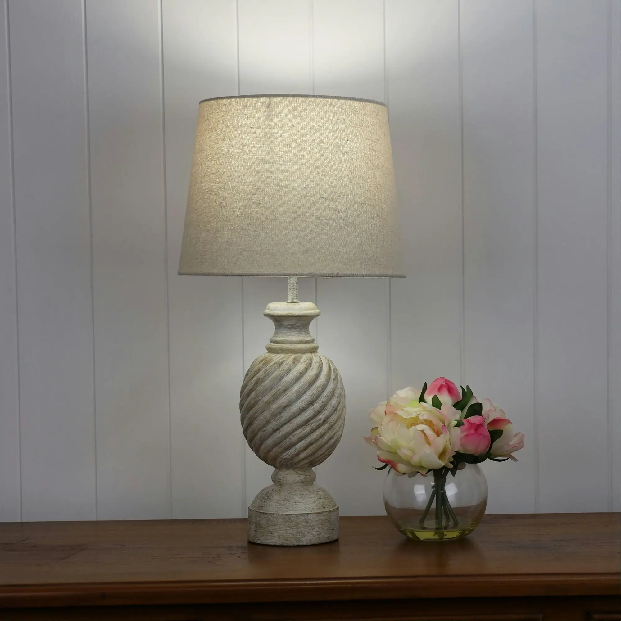 CARLISLE Complete Table Lamp