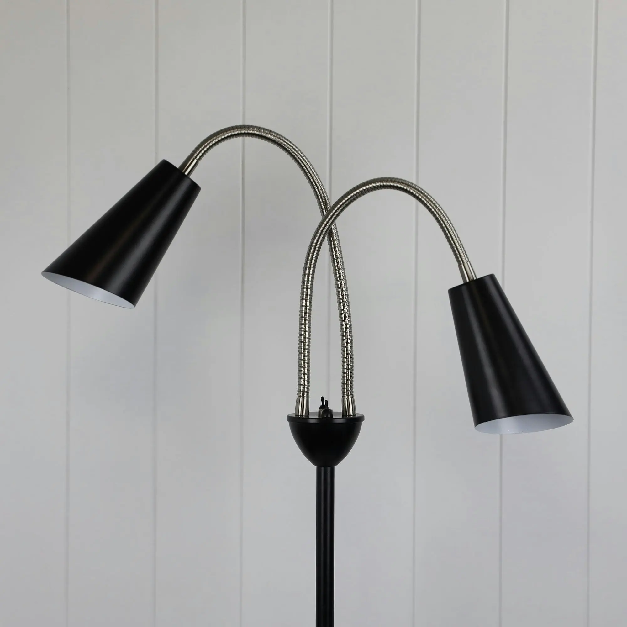 WALT Twin Flexible Neck Lamp Black with Brushed Chrome