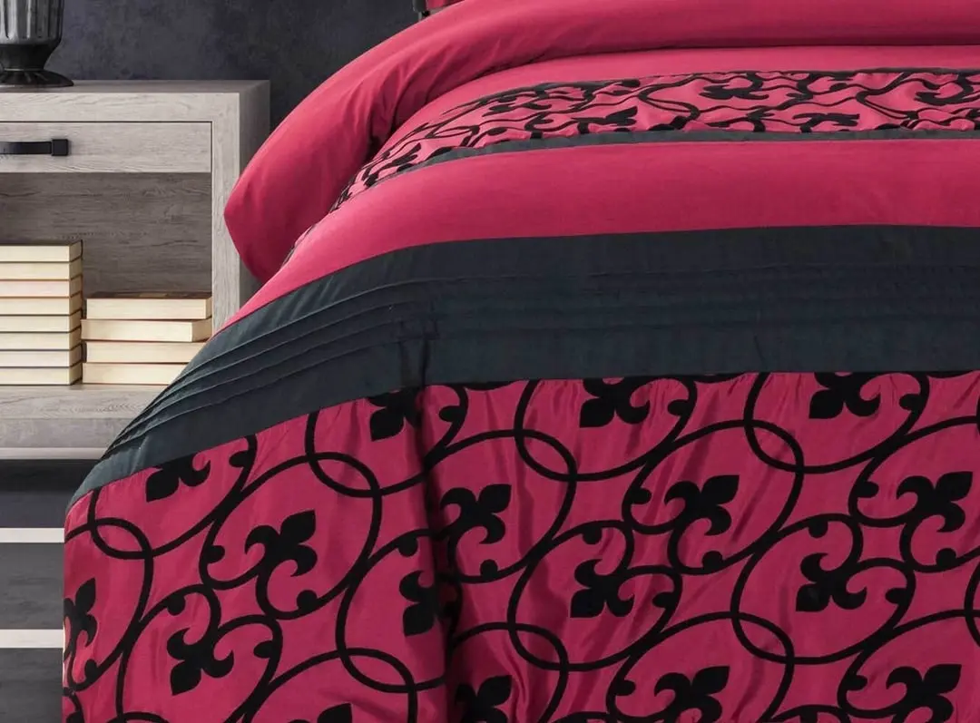 Luxton Afton Red and Black Quilt Cover Set