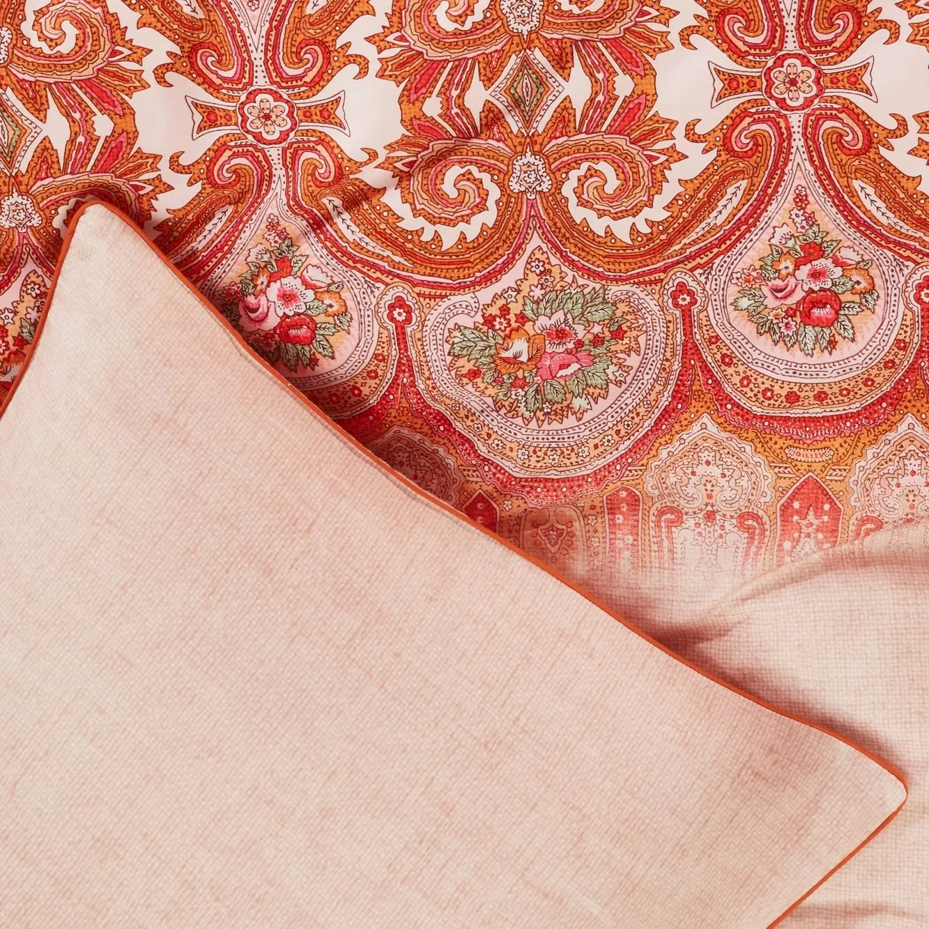 Bedding House Paisley Pink Sateen Quilt Cover Set