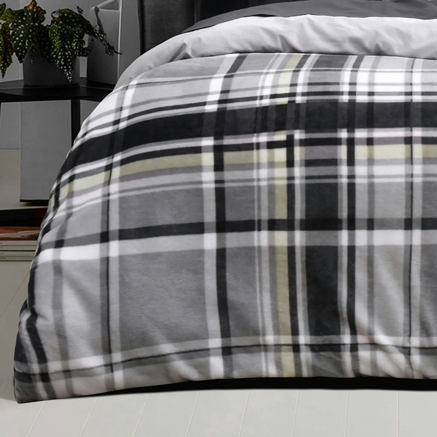 Bianca Bedding Chester Quilt Cover Set