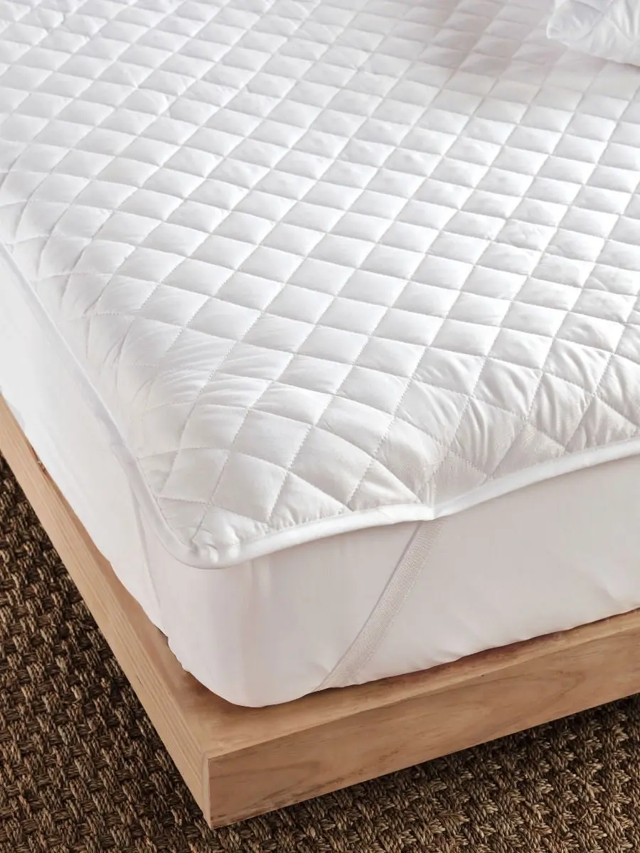 Linen House Comfy Mattress Protector - 120 GSM