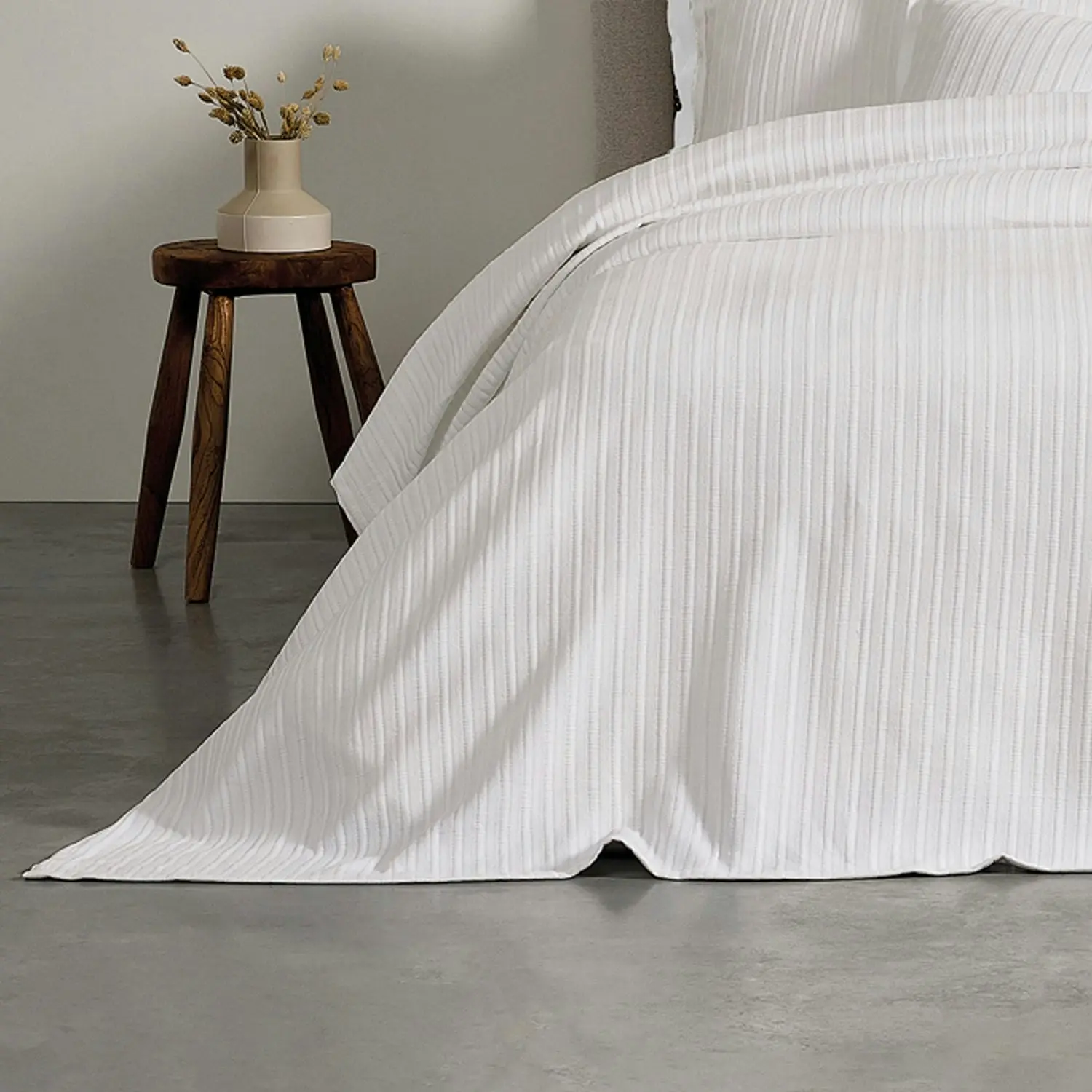 Bianca Bedding Evora Coverlet Set