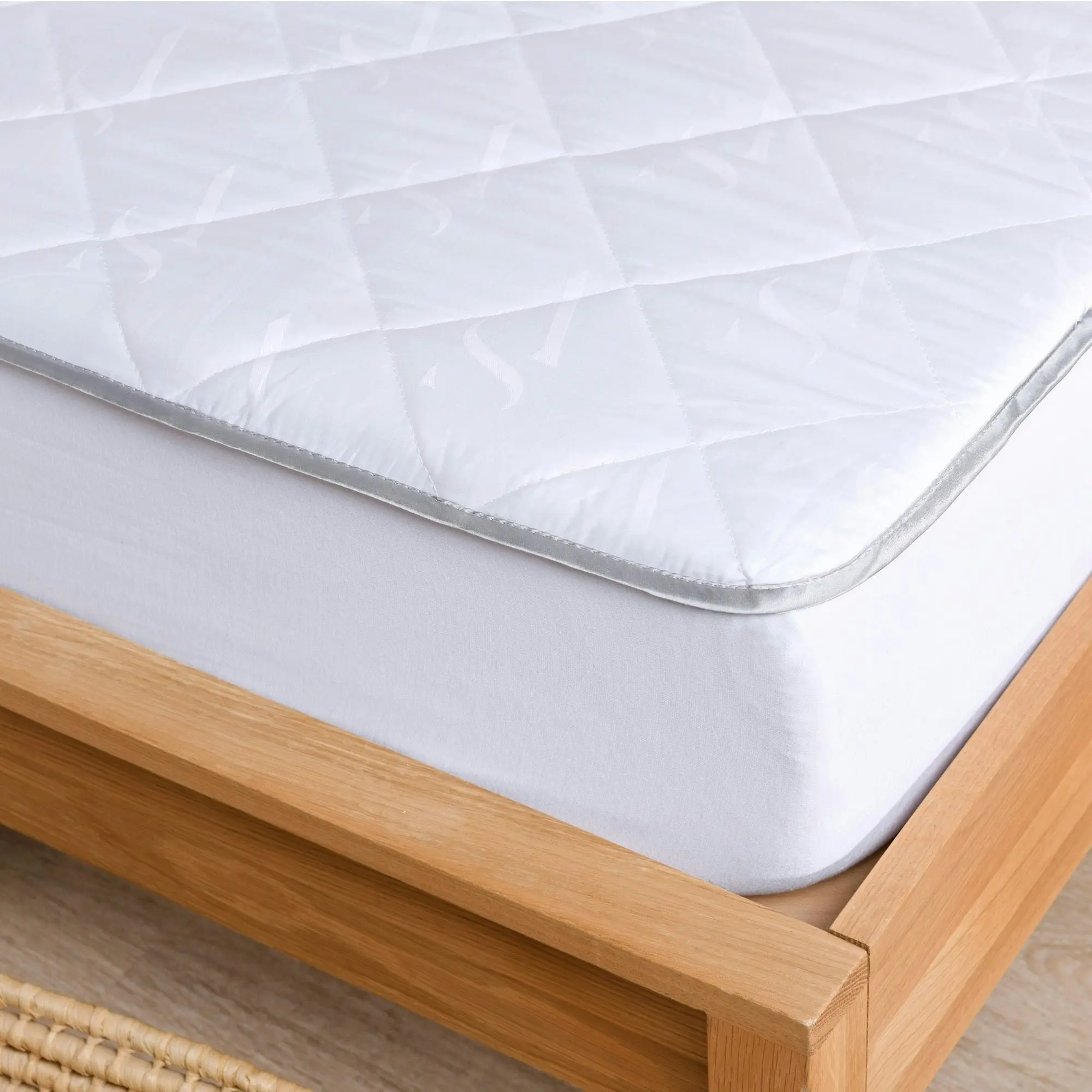 Accessorize Premium Wool  Mattress Protector