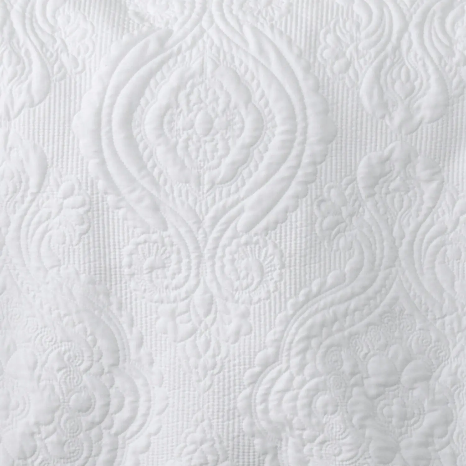 Bianca Bedding CORDELIA BEDSPREAD SET WHITE