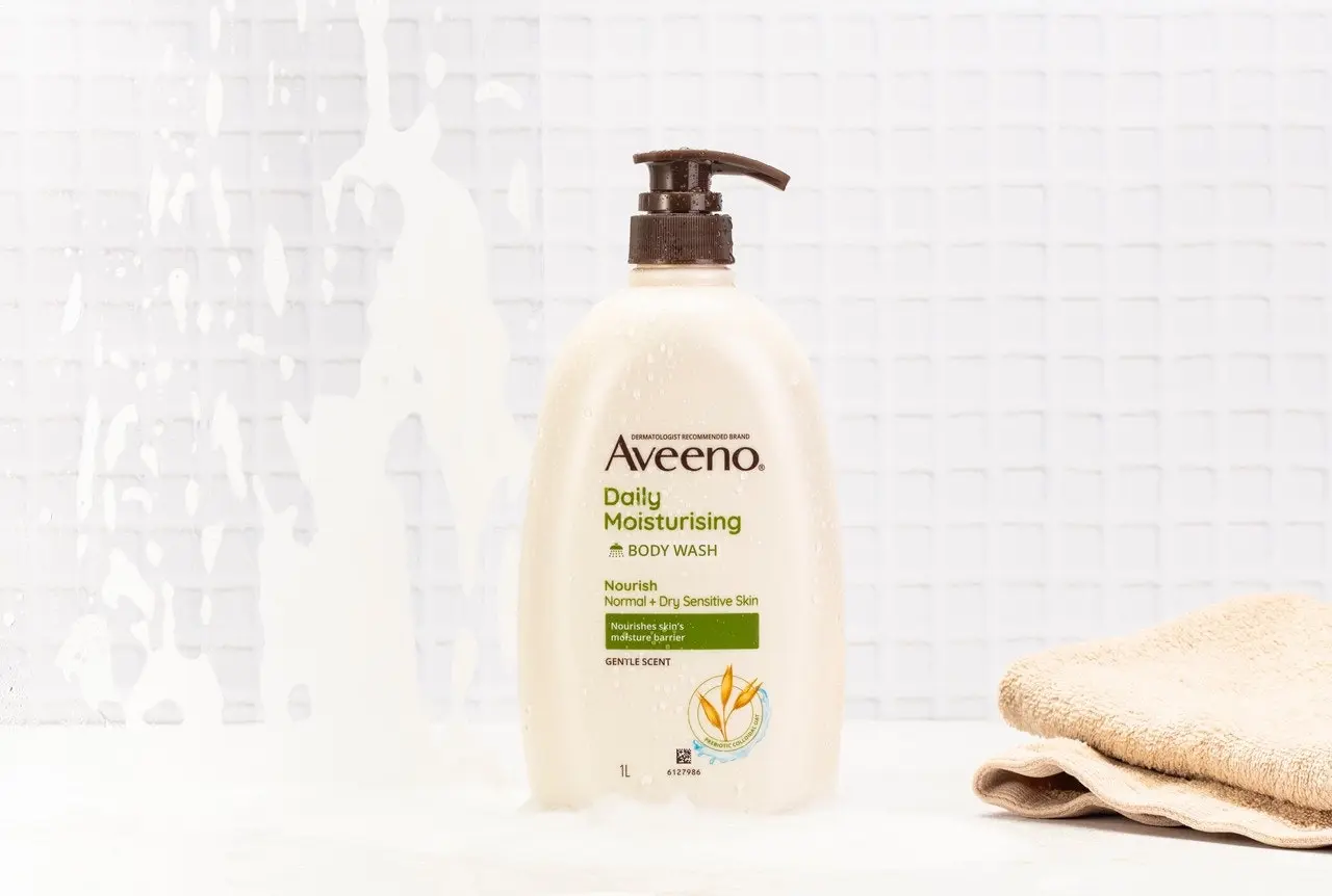 Aveeno Daily Moisturising Light Fragrance Gentle Scent Body Wash Nourish Hydrate Normal Dry Sensitive Skin PH-Balanced 1L