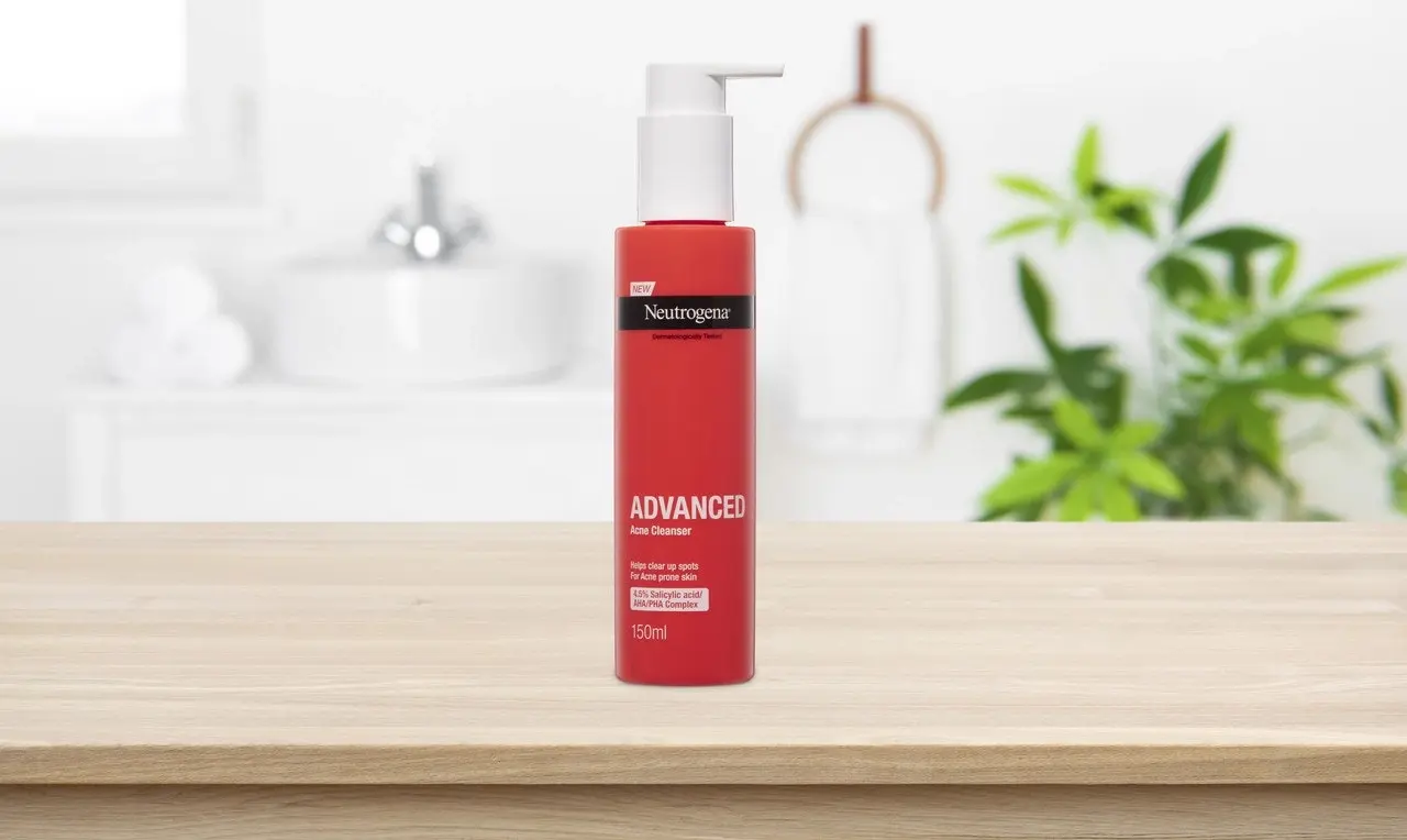 Neutrogena Advanced Acne Face Cleanser 150mL