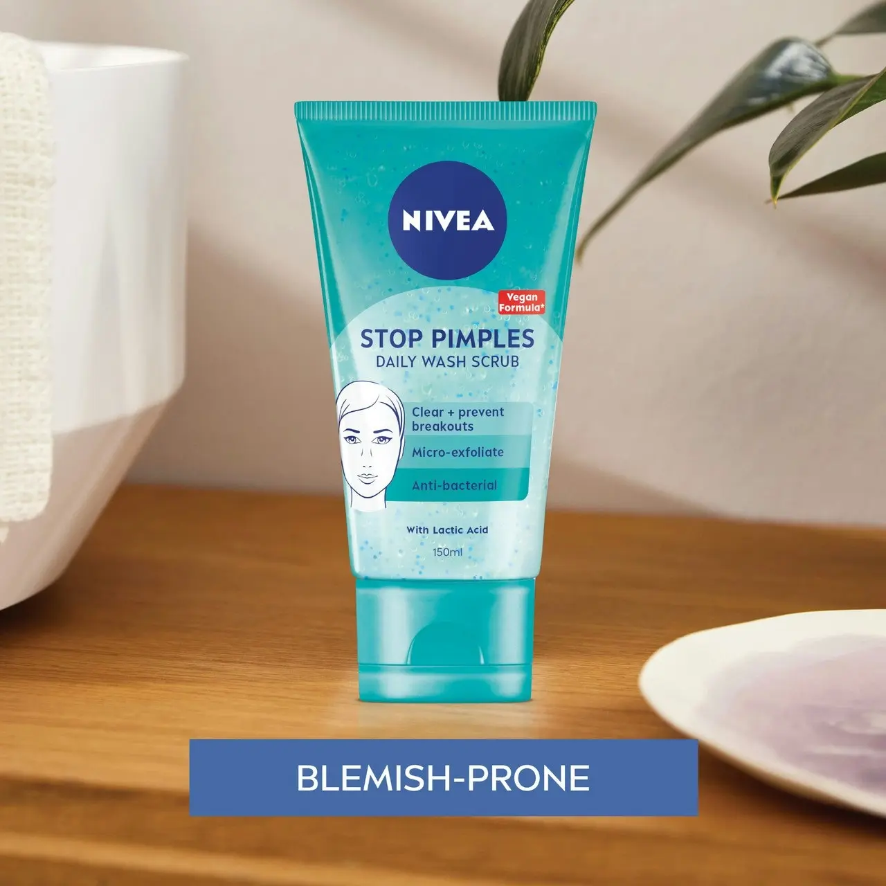 Nivea Stop Pimples Daily Wash Scrub