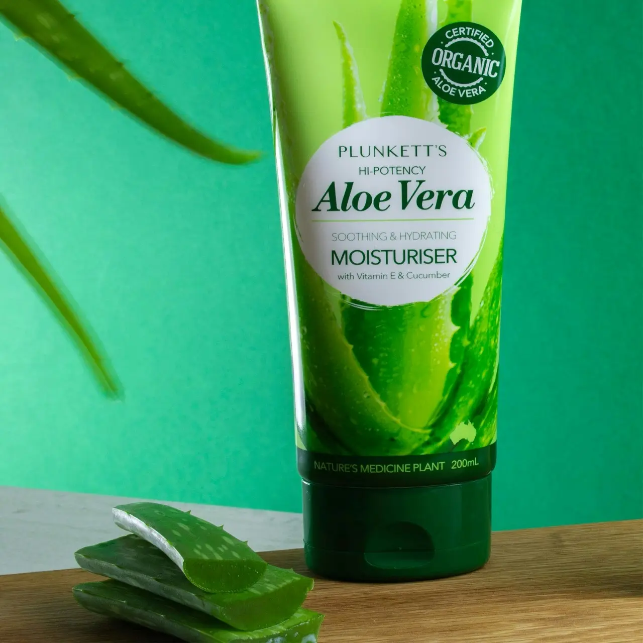 Plunkett's Hi-Potency Aloe Vera Soothing & Hydrating Moisturiser 200mL