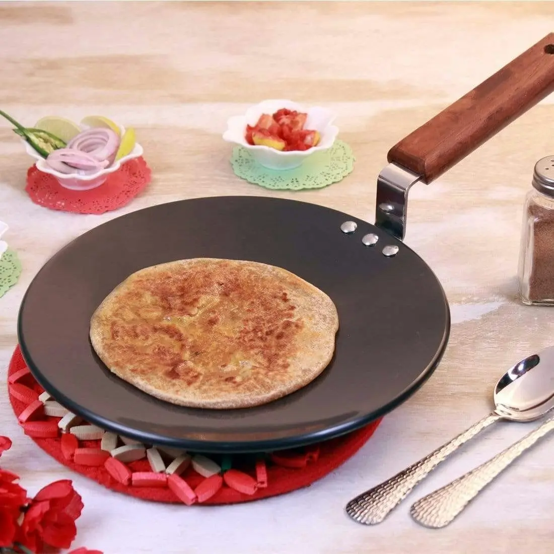 Wonderchef Ebony Roti Tawa without Induction 4.88mm 28 Cm