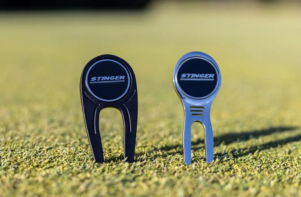 Stinger Black Golf Divot Tool with Bottle Opener