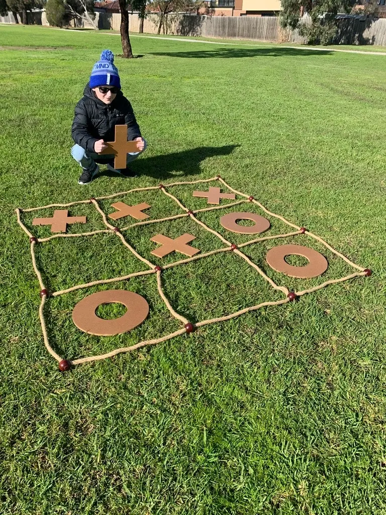 Giant Naughts And Crosses Tic Tac Toe Game Set