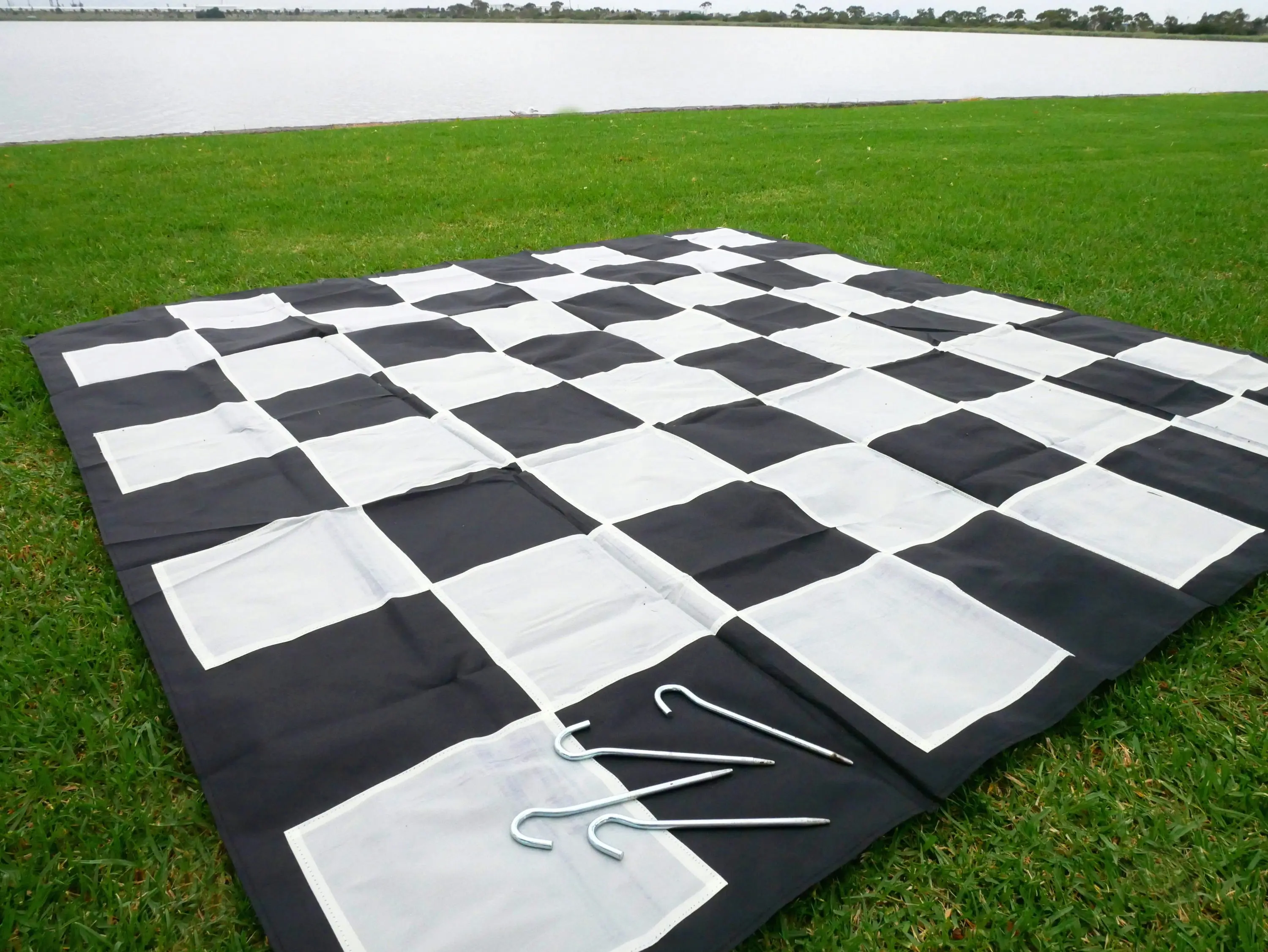 Giant Size Plastic Outdoor Chess Game Set w/Mat 1.5x1.5m