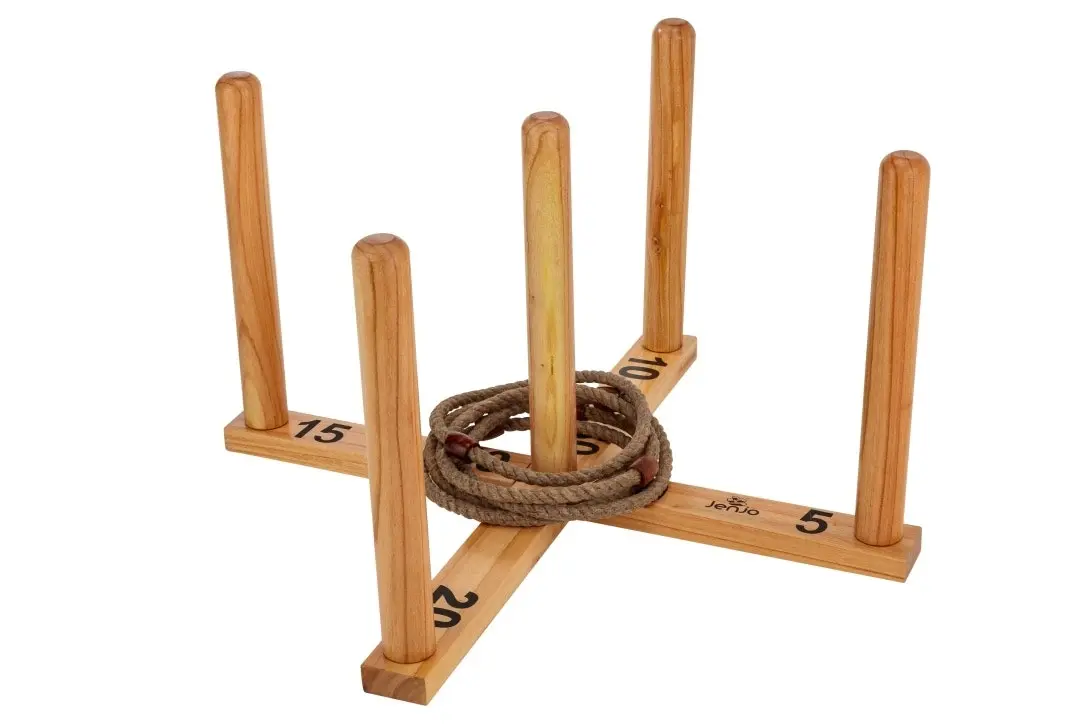 Mega Quoits Wooden Rope Ring Toss Outdoor Game Set 100cm Wide Including 4 Rings