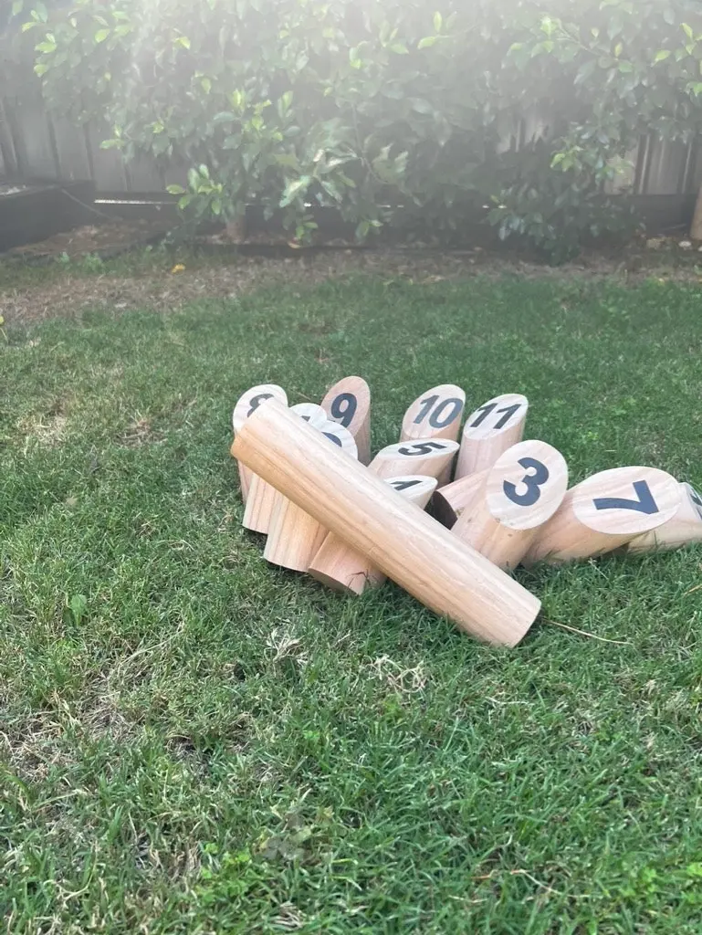 Scatter Smite & Scattles Wood Throwing Game