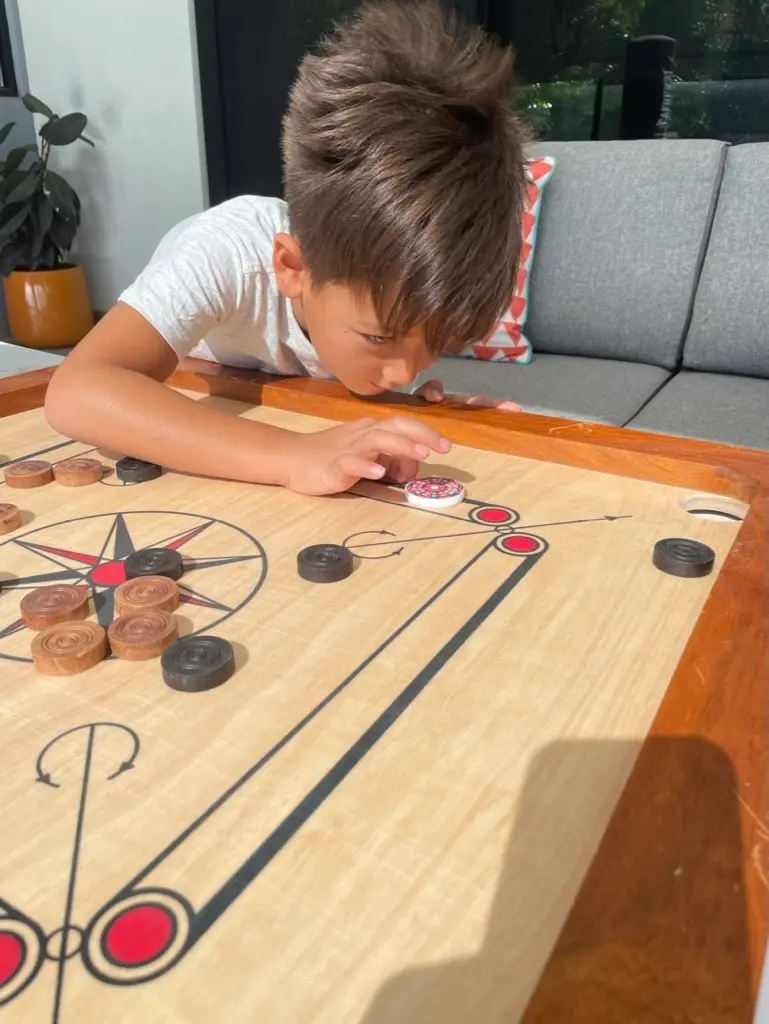 Carrom Junior