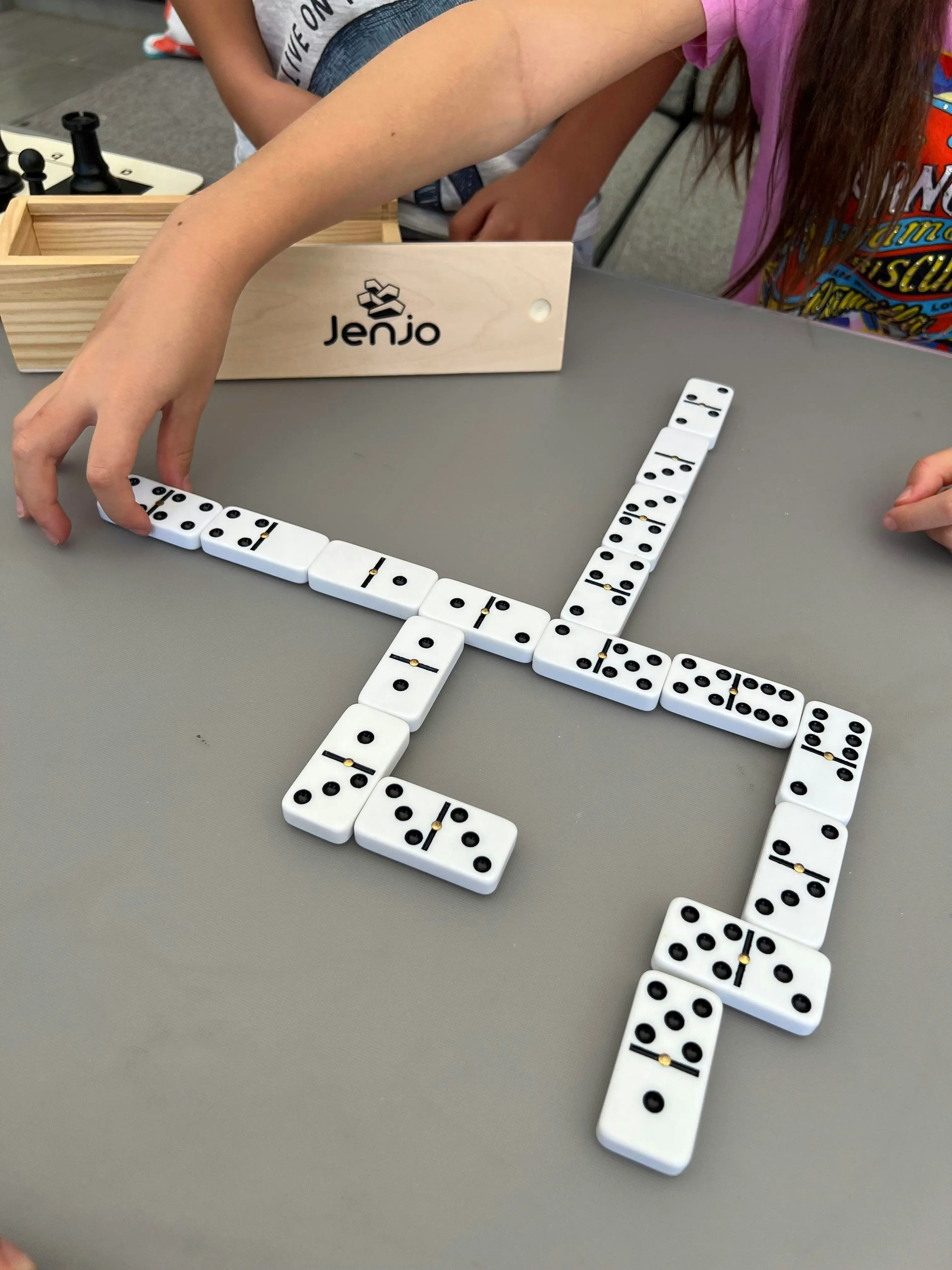 Dominoes Mini