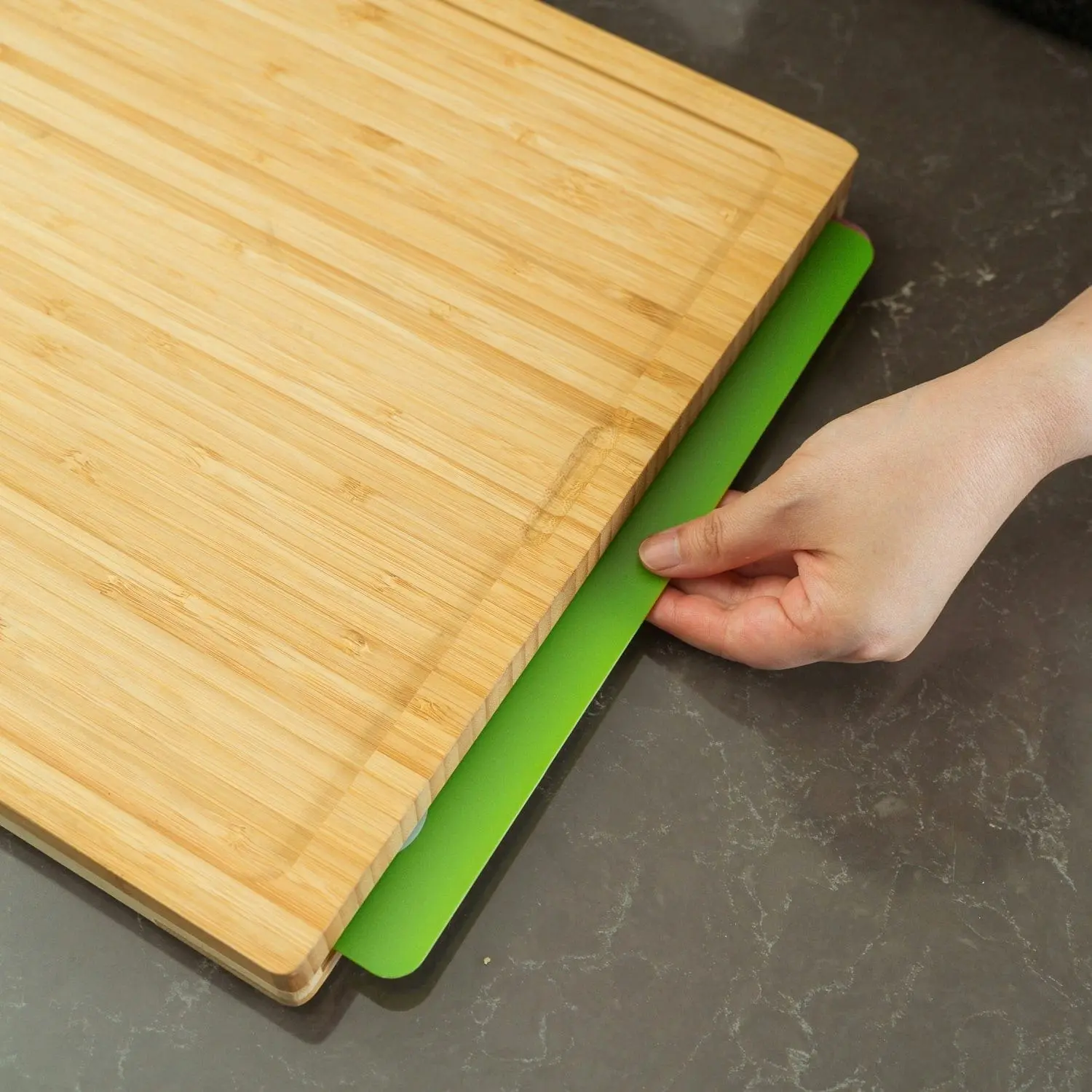 Bamboo Chopping Board with set of 5 Color-Coded Flexible Cutting Mats