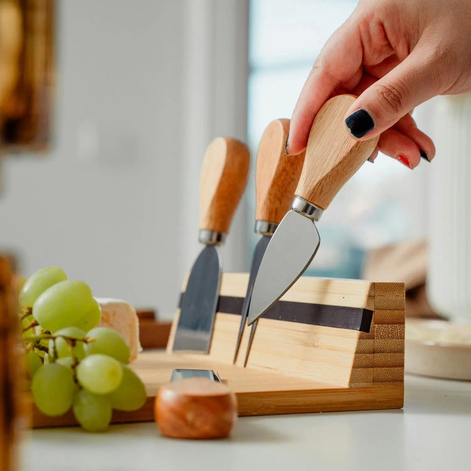 Bamboo Cheese Board and Knife Set