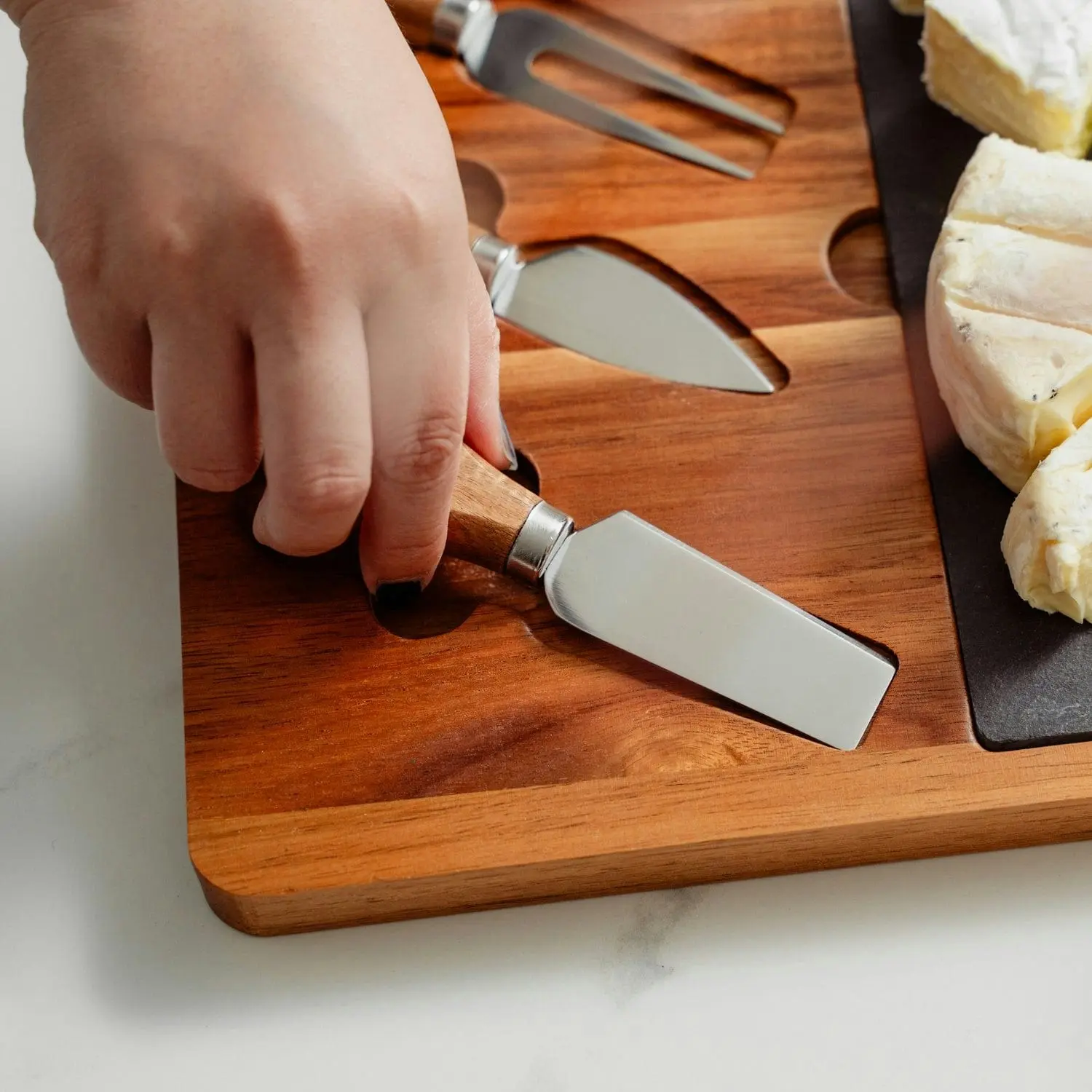 Clevinger 4 Piece Acacia Wood & Slate Cheese Board With Knife Set