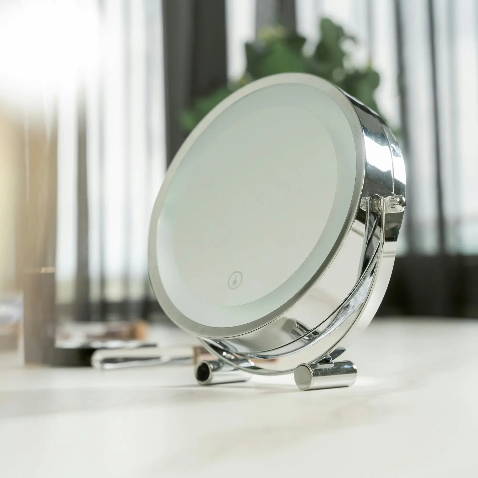 Clevinger San Marino 3x Magnifiying LED Illuminated Makeup Mirror