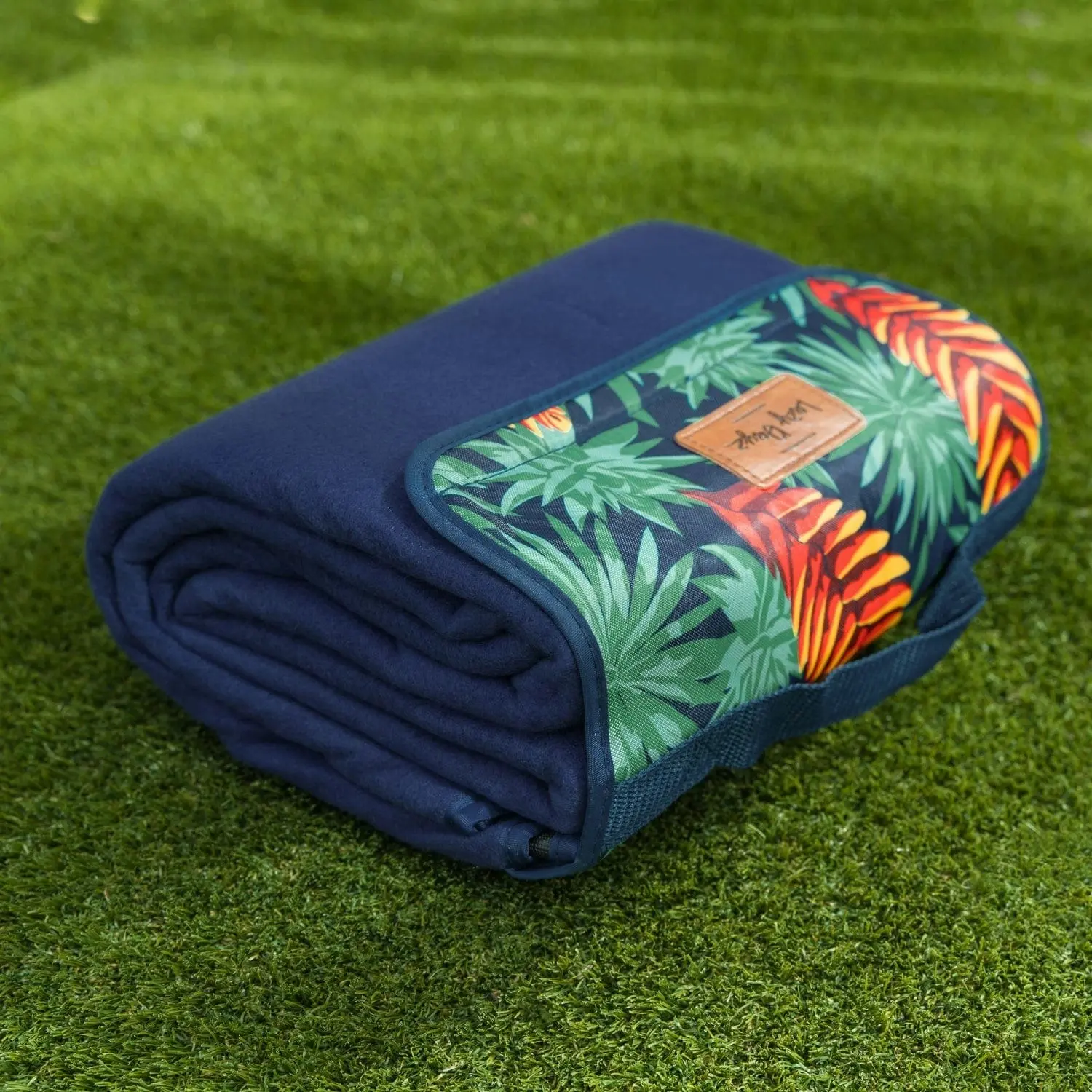 Lazy Dayz Fleece Picnic Rug - Mossman