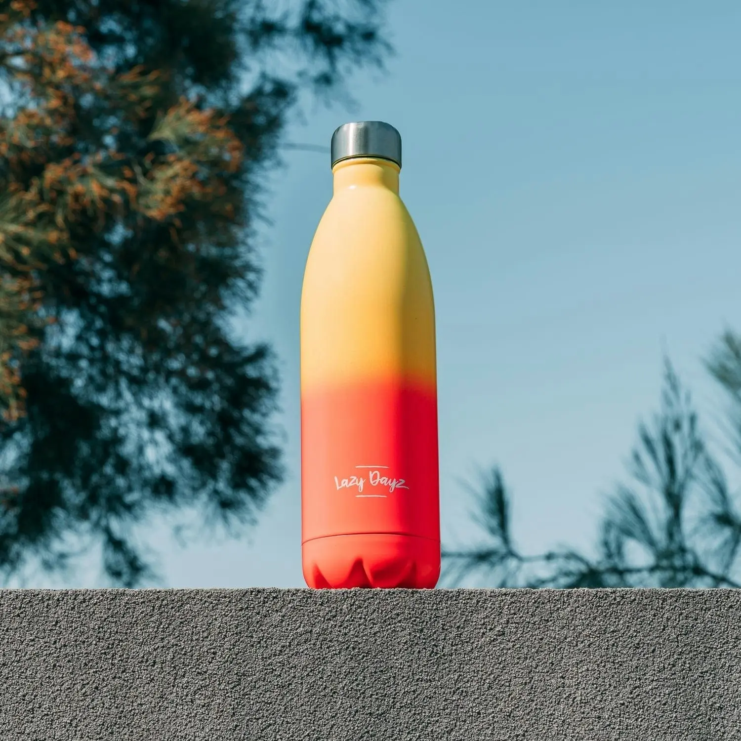 Lazy Dayz Daily Drink Bottle 500ml - Yellow Peach Ombre