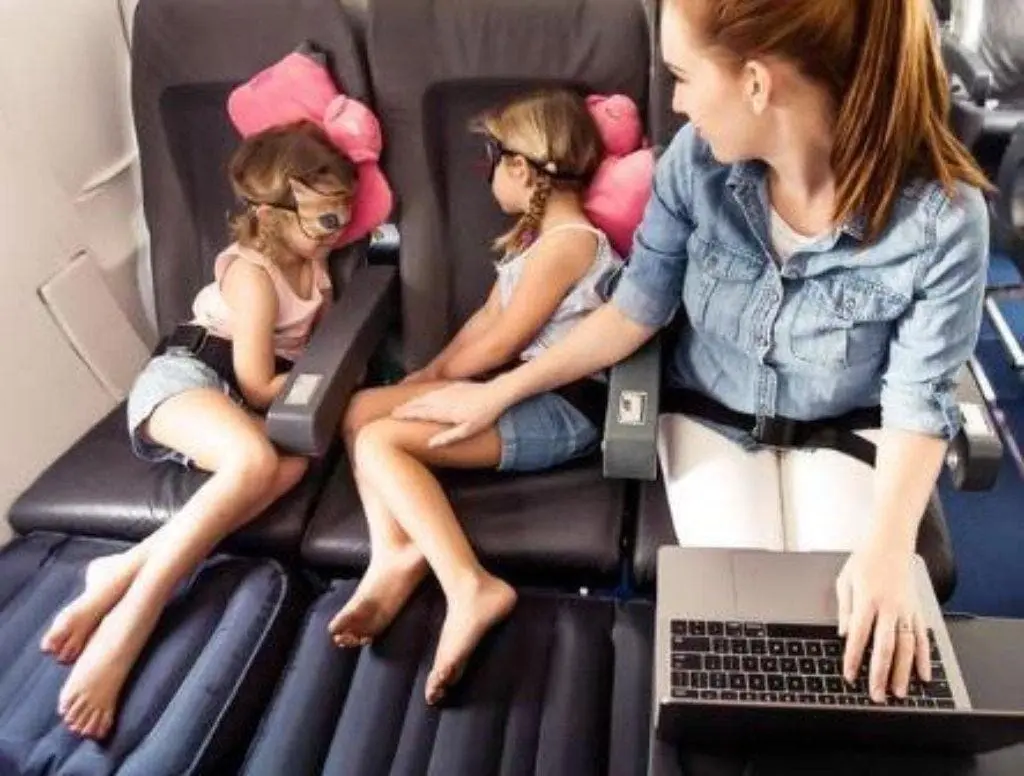 Plane Pal Kit - Helping Your Children Sleep On A Plane