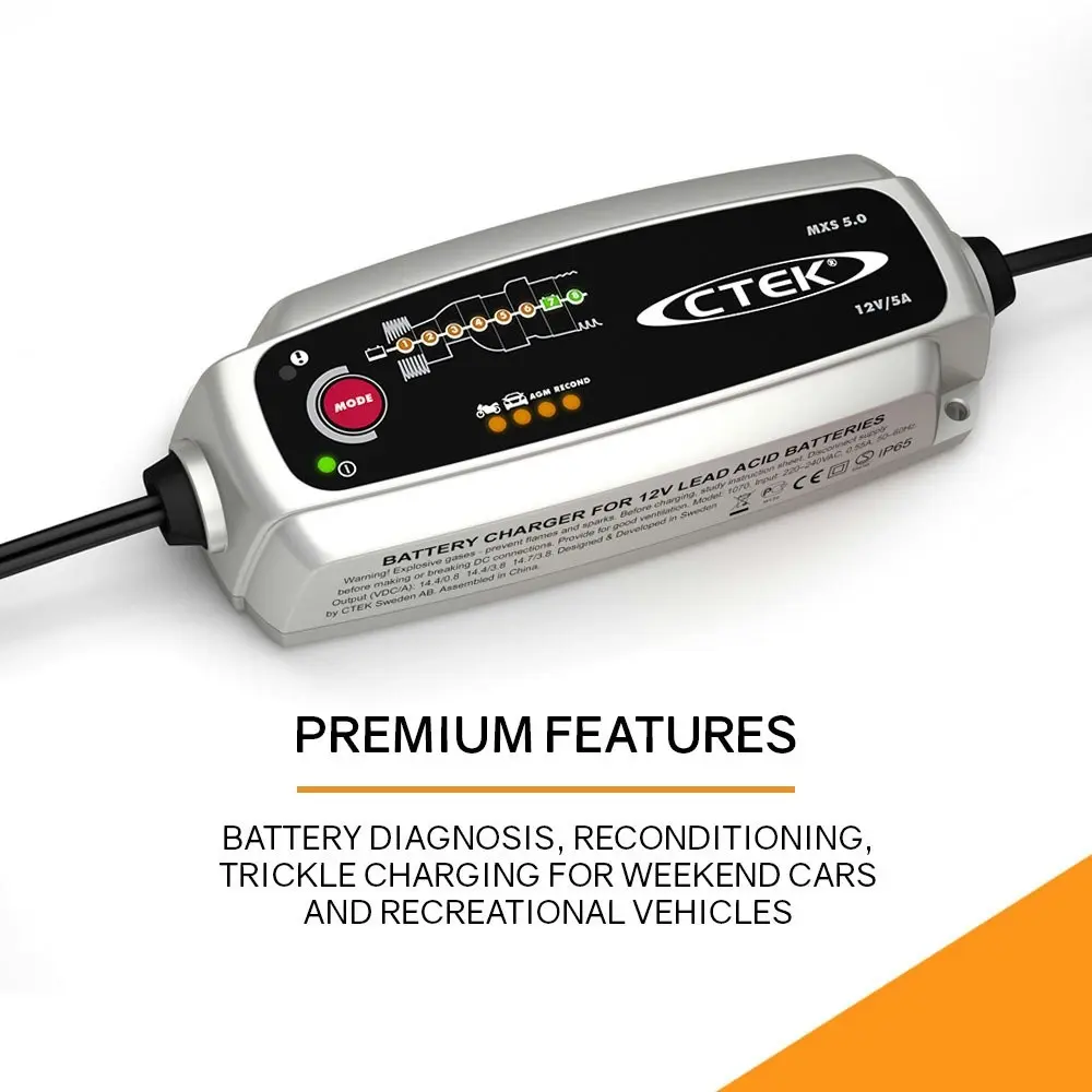 CTEK MXS 5.0 12V 5 Amp Smart Battery Charger and Cooler Bag Combo