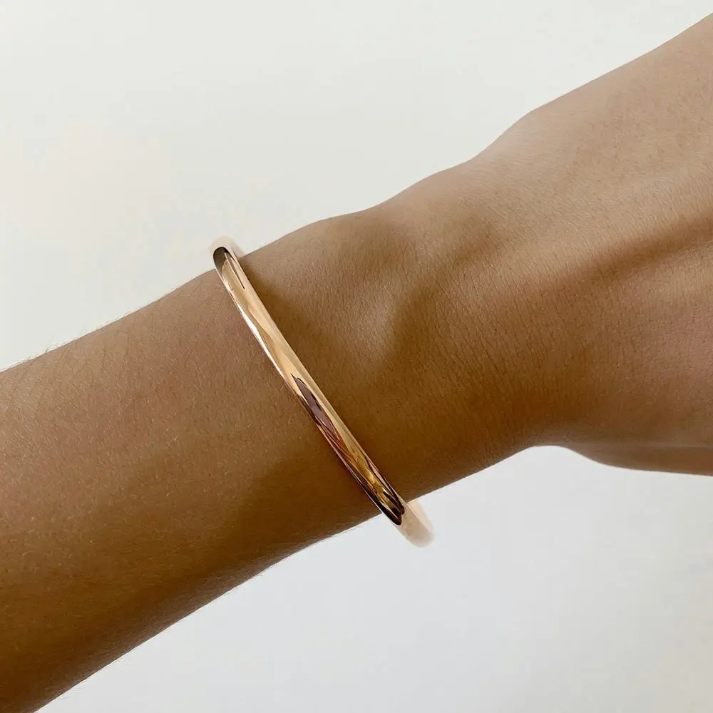 9ct Rose Gold hollow 4mm x 65mm Bangle